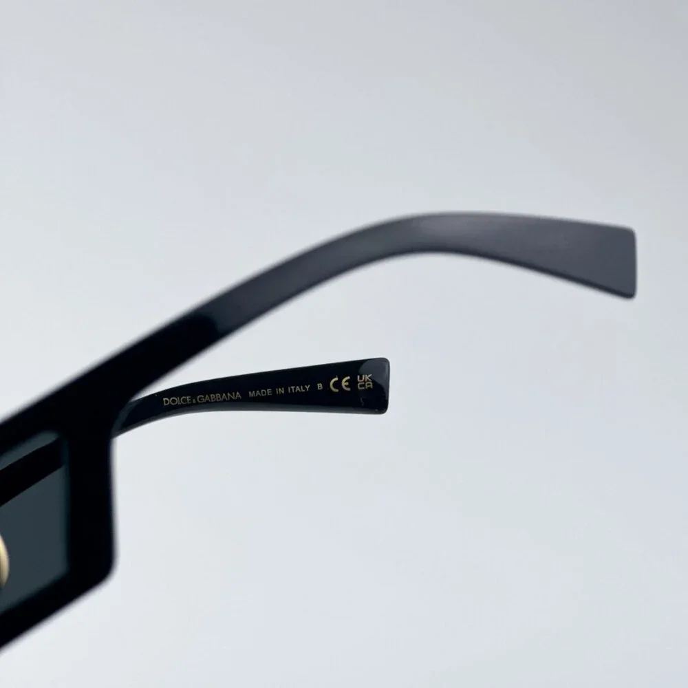 D&G DG4401 501/87 BRAND NEW Sunglasses Black Dark Grey Square Unisex